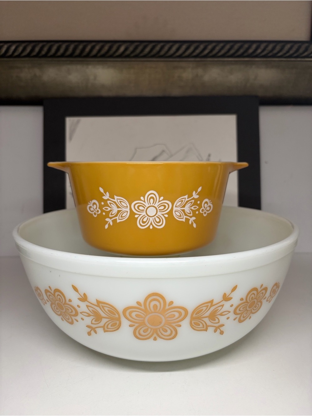 Pyrex Butterfly Mixing Bowl 404, Casserole Dish 473 (Set Of 2)